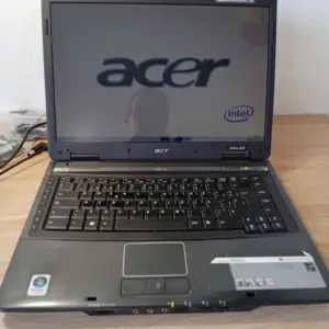 Portátil Acer Extensa 5620G