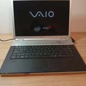 Portátil Sony VAIO Plata y Negro