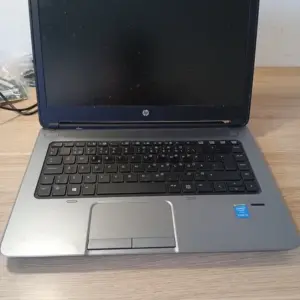 Portátil HP i5 para piezas