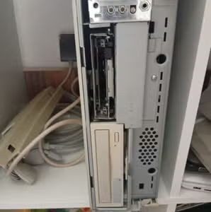 Ordenador Macintosh Performa 630 piezas